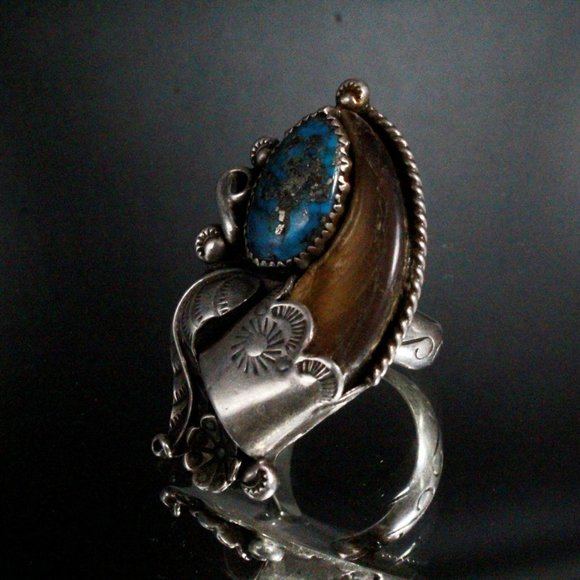 Vintage Sterling Silver Native American Navajo Morenci Turquoise Bear Claw Ring - Picture 8 of 14